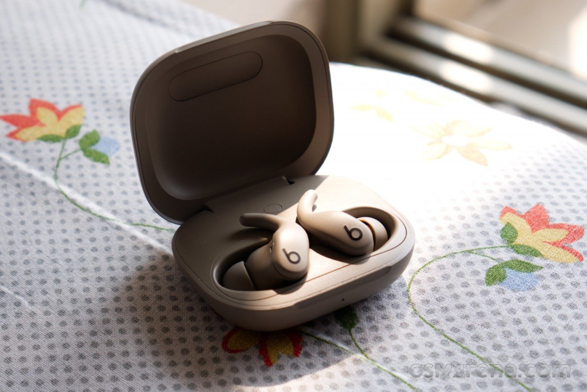 Powerbeats Fit review – GSMArena.com news