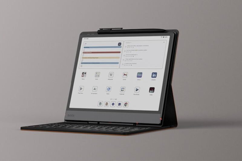 Boox updates popular Palma E Ink device with color and 5G connectivity