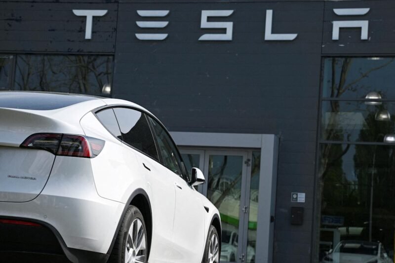 Tesla’s profits plunge despite record revenue and deliveries