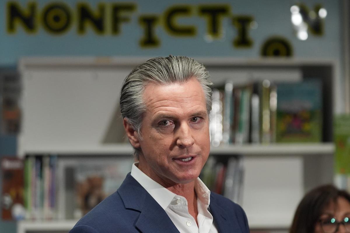 California enacts age-gate law for app stores