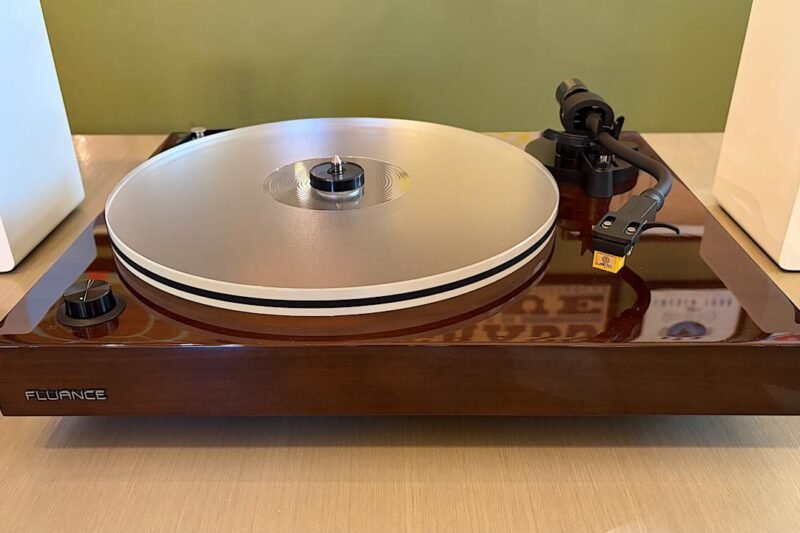 The best record players for 2025
